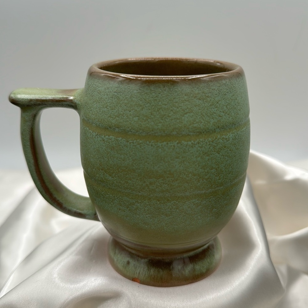 Vintage Frankoma Pottery “Barrel” Mug prairie green” C7